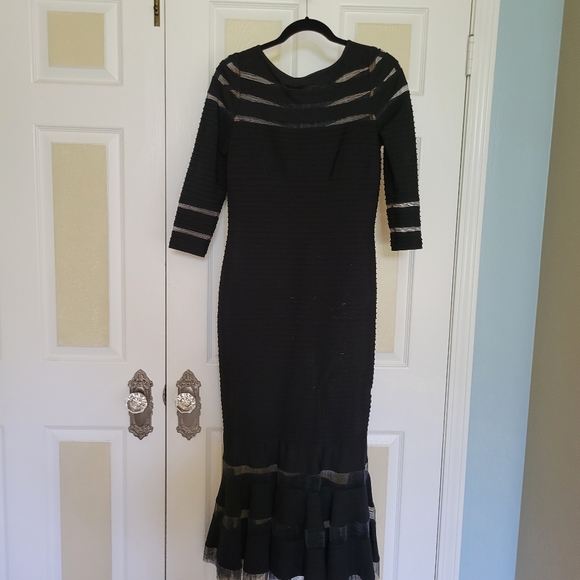 Tadashi shoujo black gown - Picture 7 of 11